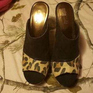 Wedge shoes